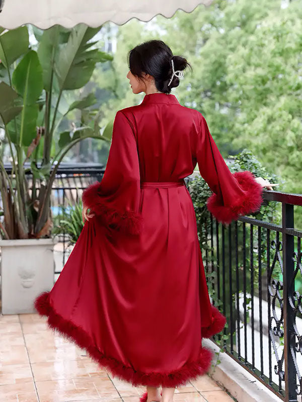 Robe de Chambre Élégante à Fourrures | Éveil de Satin