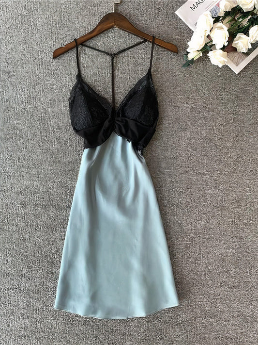 Nuisette Raffinée en Dentelles Bleu Ciel