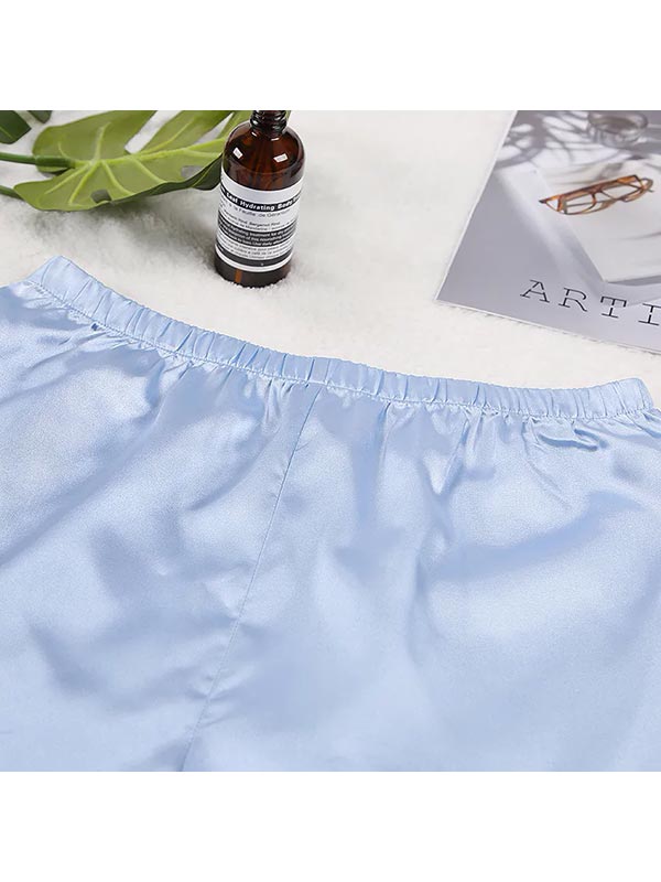 Fleur de Lune Pyjama en Satin Bleu Ciel pour Femme