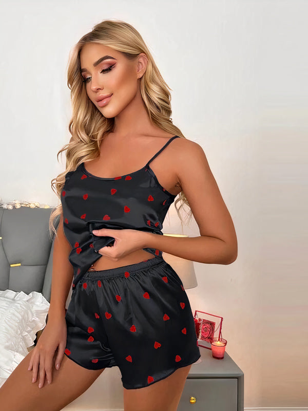 Pyjama Satin Noir à Cœur Rouge pour Femme | Étreinte de Rêve